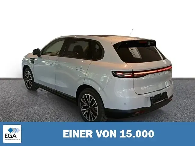 Neu Leapmotor B10 160 kW (218 PS) 2026 Silber metallic SUV