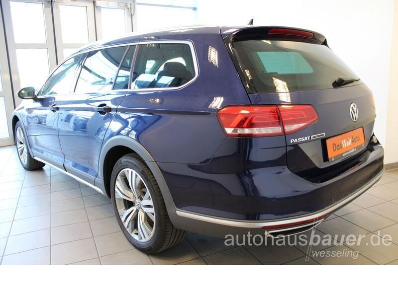 Gebraucht VW Passat Alltrack 190 PS (139 kW) 2019 Atlantik blue Kombi