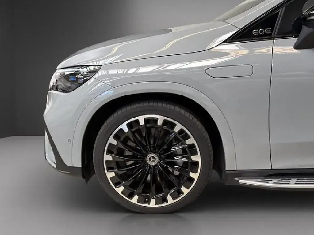 Gebraucht Mercedes EQE350 Edition 214 kW (292 PS) 2025 Manufaktur lack manufaktur alpingrau uni SUV