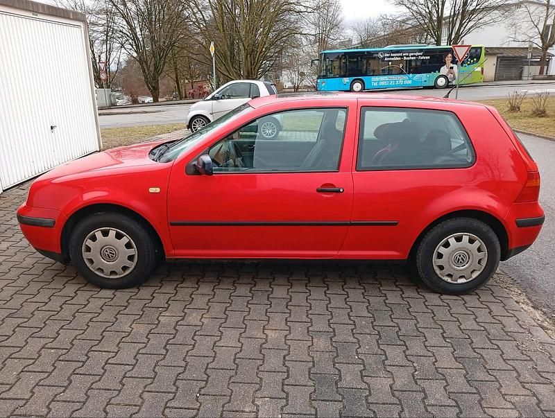 Gebraucht VW Golf IV 75 PS (55 kW) 1999 Rot Kleinwagen