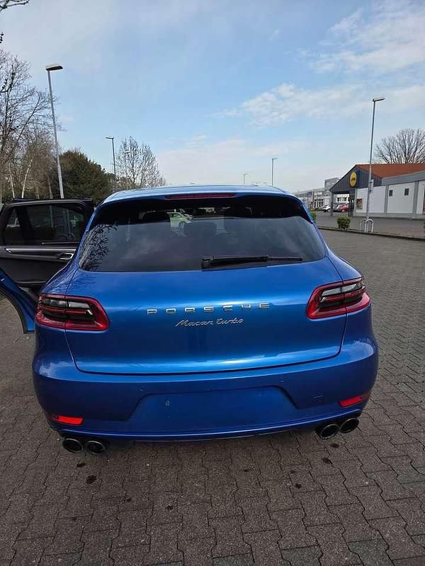 Gebraucht Porsche Macan Turbo Performance Package 441 PS (324 kW) 2017 Blau SUV