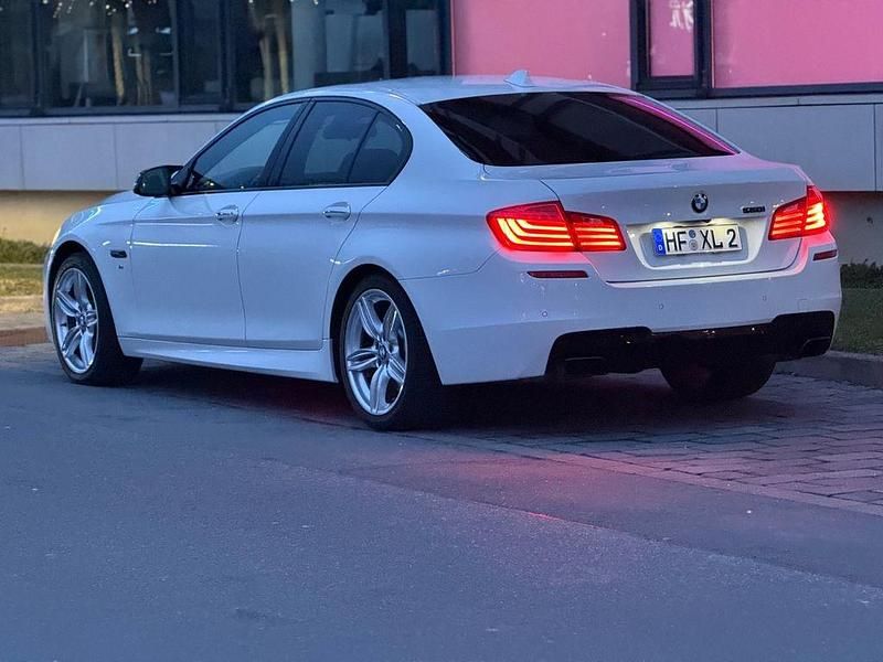 Gebraucht BMW 550 Luxury Line 449 PS (330 kW) 2013 Weiß Limousine