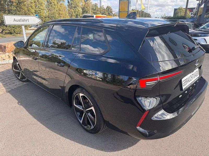 Używany Opel Astra Elegance 131 KM (96 kW) 2024 Czarny Kombi