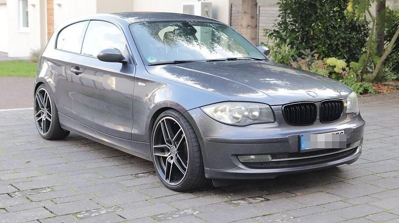 Usata BMW 118 Performance 143 CV (105 kW) 2008 Grigio Utilitaria