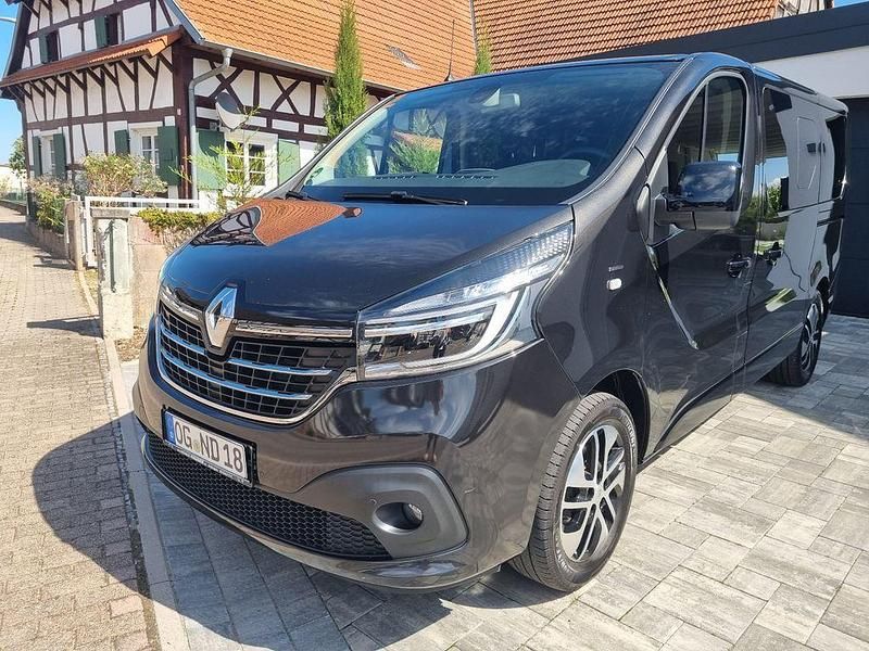 Schwarz Gebraucht 2020 Renault Trafic Van | 28.990 € - Bild 1/4