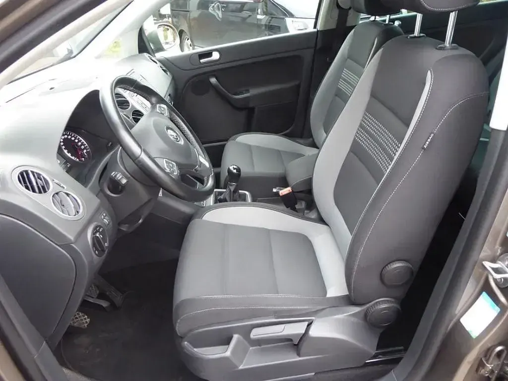 Gebraucht VW Golf Plus Trendline 122 PS (89 kW) 2014 Braun Van / Kleinbus