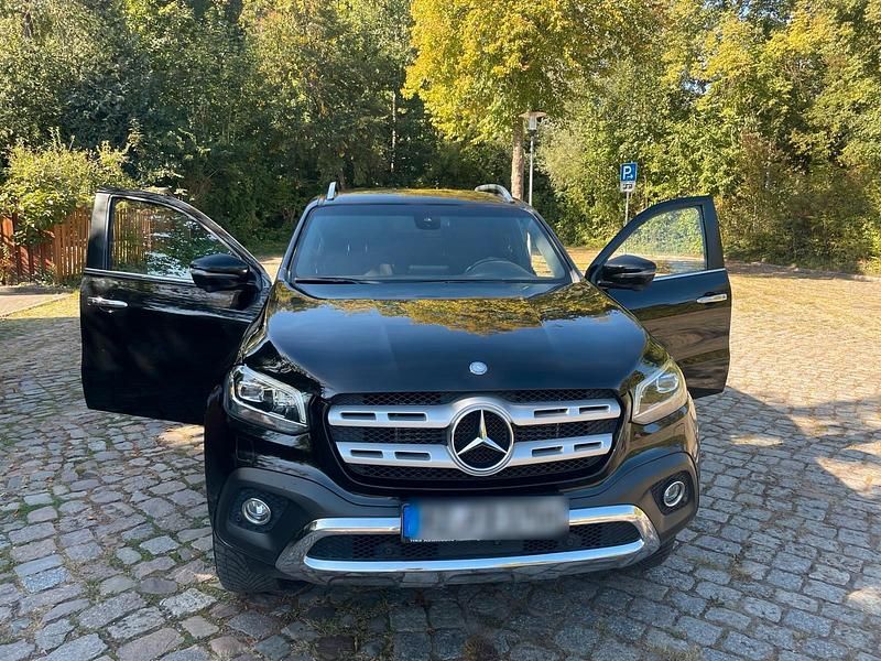 Schwarz Gebraucht 2020 Mercedes X350 Abholung | 38.500 € - Bild 1/4
