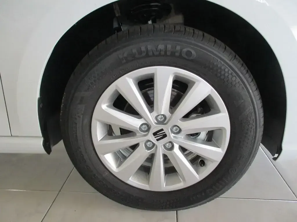 Neu Seat Ibiza Reference 80 PS (58 kW) 2026 Weiß Kleinwagen