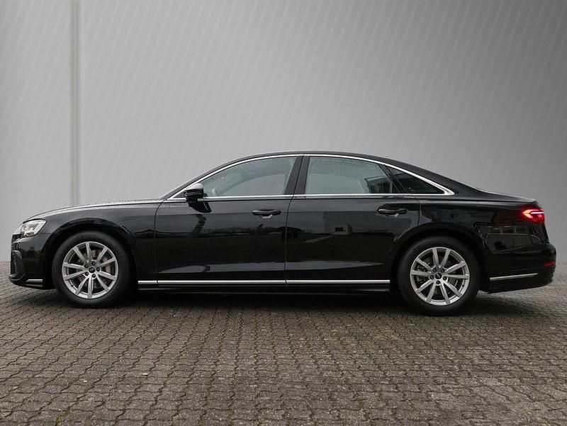 Gebraucht Audi A8 Ambiente 286 PS (210 kW) 2023 Brillantschwarz Limousine