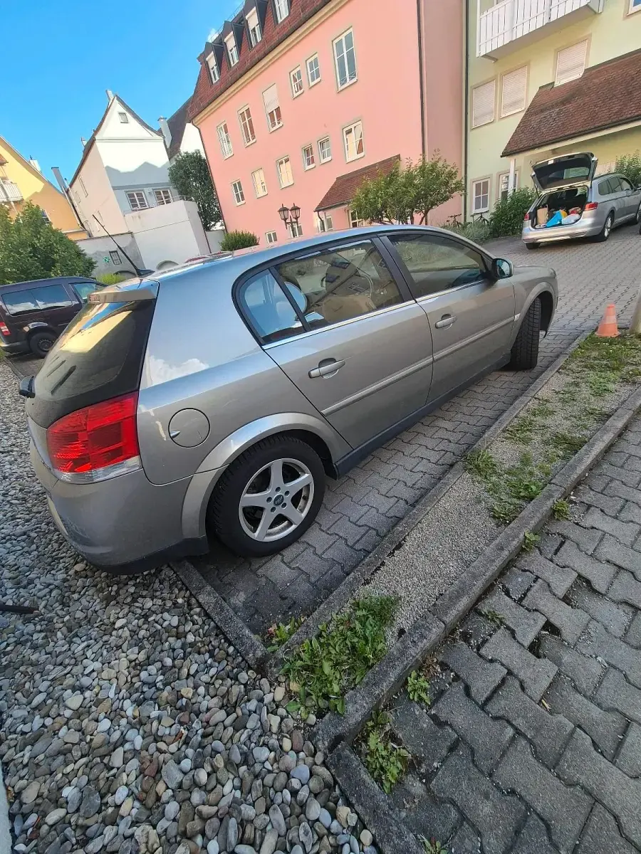 Gebraucht Opel Vectra 167 PS (122 kW) 2005 Gold Limousine