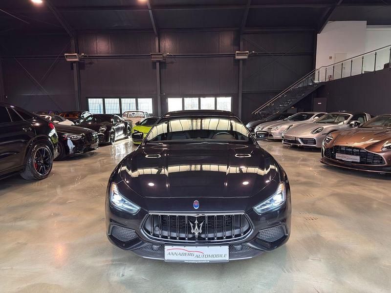 Gebraucht Maserati Ghibli 581 PS (427 kW) 2021 Schwarz Limousine
