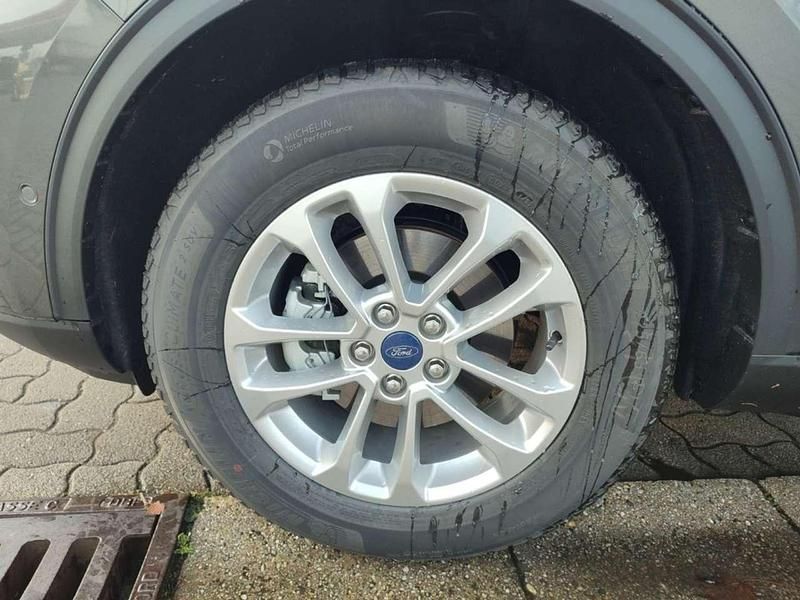 Gebraucht Ford Kuga Titanium 120 PS (88 kW) 2024 Metallic) (grau SUV