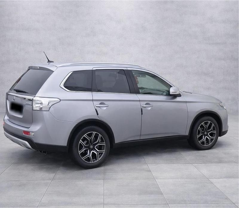 Gebraucht Mitsubishi Outlander 150 PS (110 kW) 2015 SUV