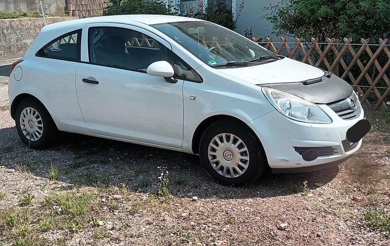 Weiß Gebraucht 2009 Opel Corsa Limousine | 1.650 € (Guter Preis) - Bild 1/4
