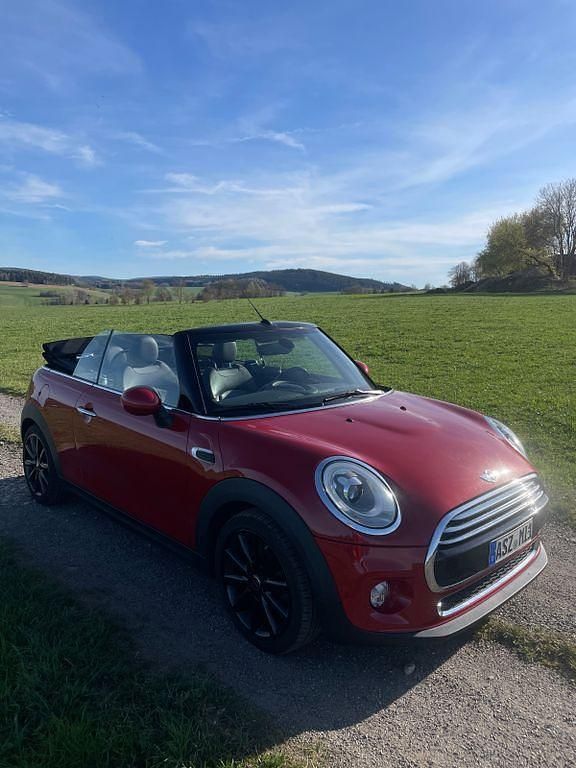 Rot Gebraucht 2017 Mini Cooper Kleinwagen | 12.900 € (Fairer Preis) - Bild 1/4