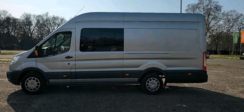 Gebraucht Ford Transit 170 PS (125 kW) 2019 Silber Van / Kleinbus