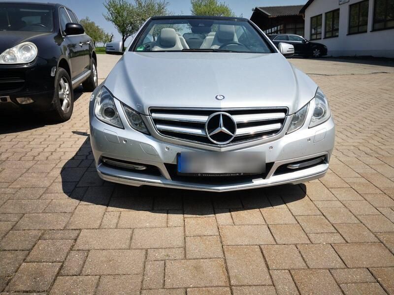 Silber Gebraucht 2012 Mercedes E350 Cabrio | 20.999 € (Fairer Preis) - Bild 1/4