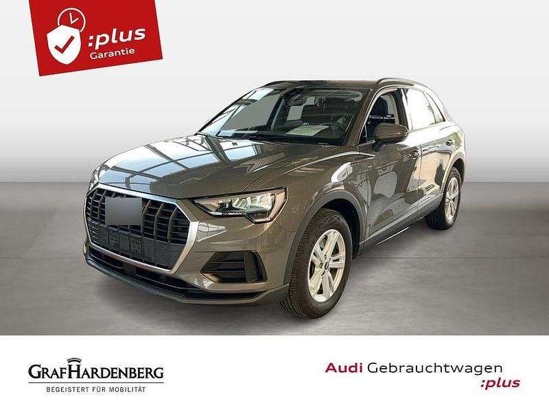Chronosgrau metallic Gebraucht 2022 Audi Q3 SUV | 27.530 € (Superpreis) - Bild 1/4