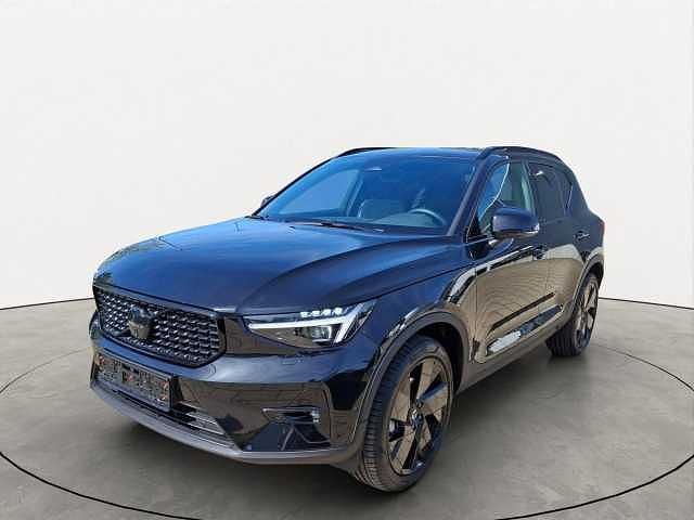 Usata Volvo XC40 120 CV (88 kW) 2025 SUV
