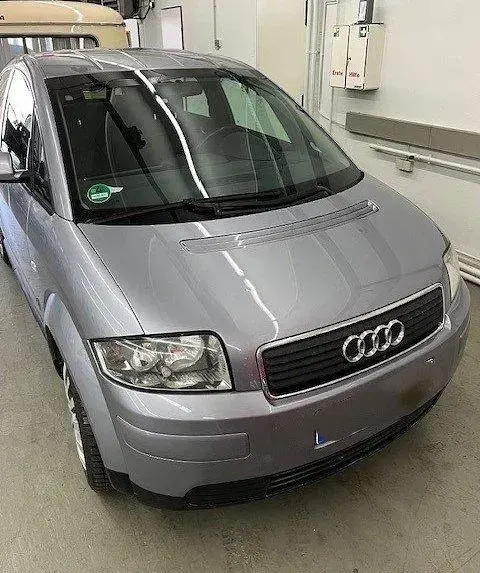 Gebraucht Audi A2 75 PS (55 kW) 2004 Silber Kleinwagen