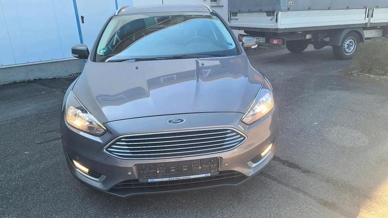 Second-hand Ford Focus 125 CP (91 kW) 2015 Auriu Break