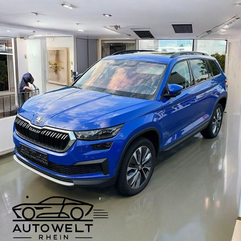 Blau Gebraucht 2022 Skoda Kodiaq SUV | 31.490 € (Guter Preis) - Bild 1/4