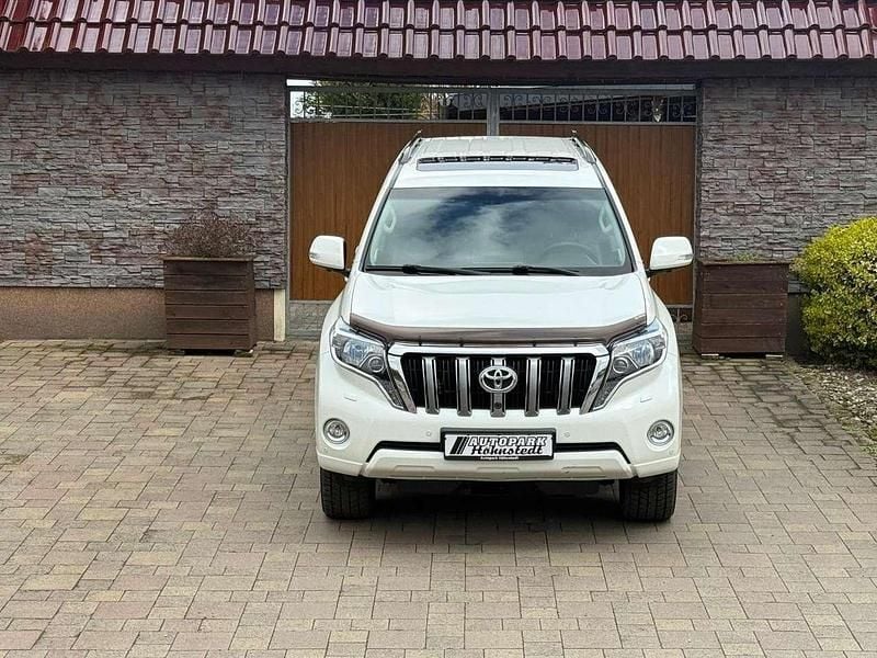 Gebraucht Toyota Land Cruiser TEC-Edition 177 PS (130 kW) 2017 White pearl cs SUV