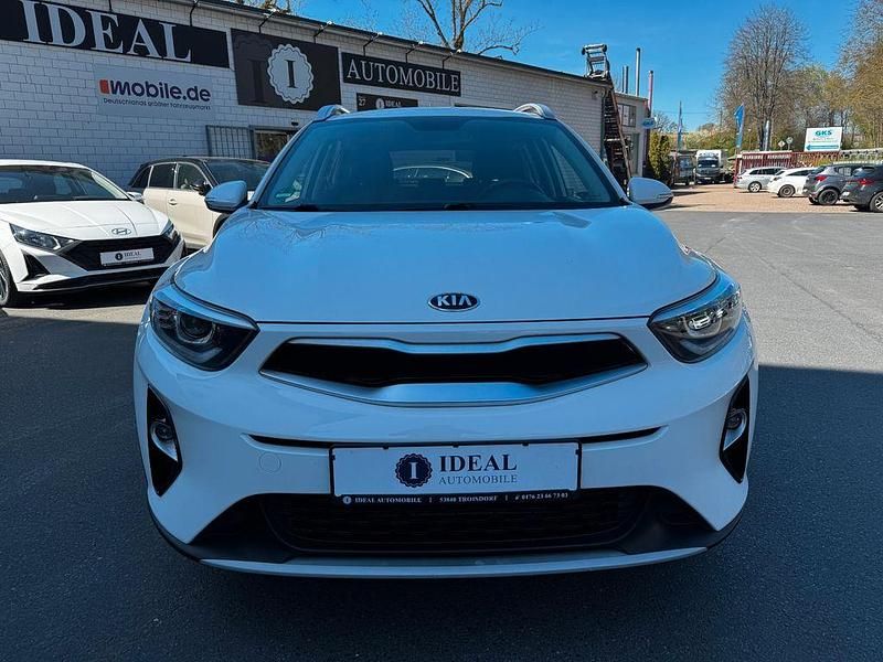 Gebraucht Kia Stonic Vision 84 PS (61 kW) 2018 (ud) schneeweiss SUV