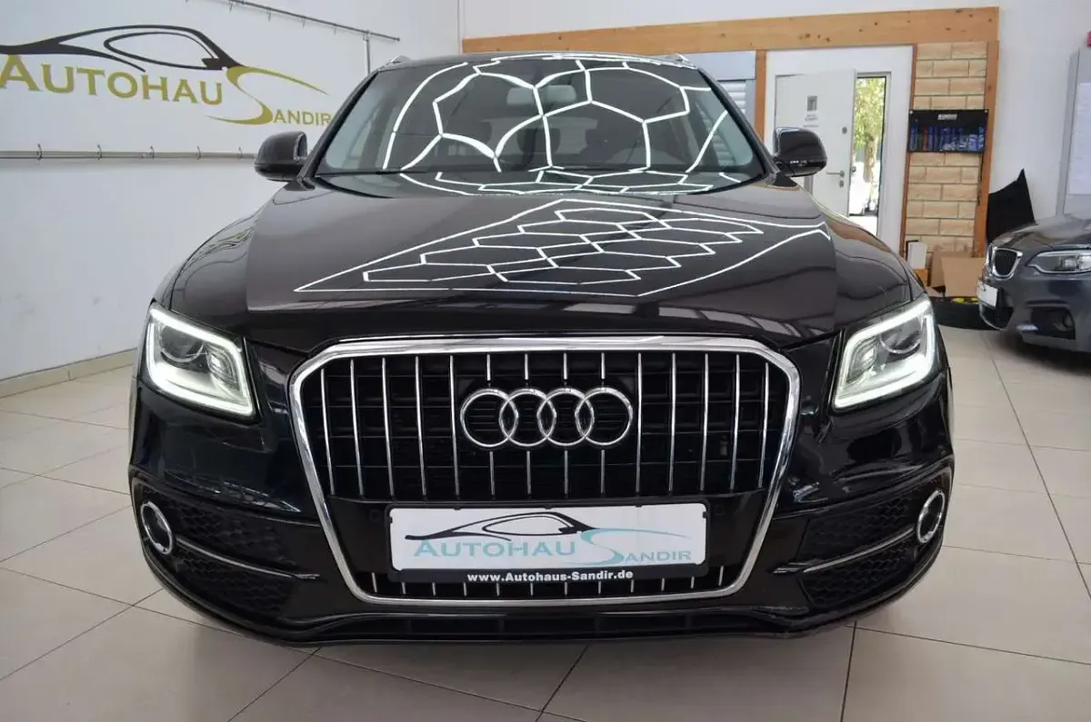 Second-hand Audi Q5 S-Line 150 CP (110 kW) 2016 Negru SUV