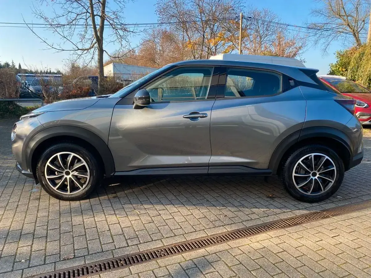 Second-hand Nissan Juke Acenta 114 CP (83 kW) 2023 Gri SUV