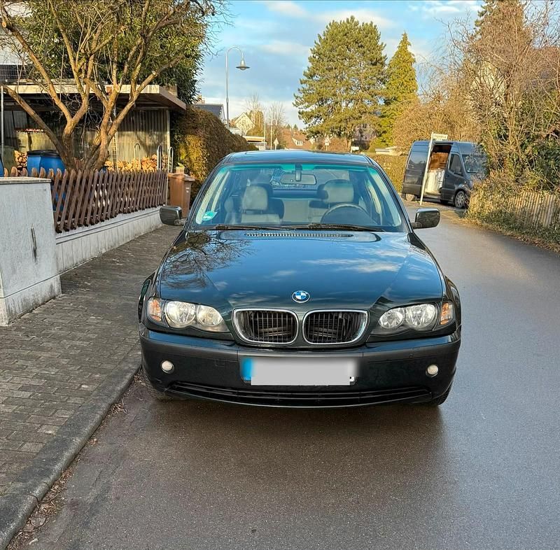 Usado BMW 316 116 HP (85 kW) 2004 Verde Sedan