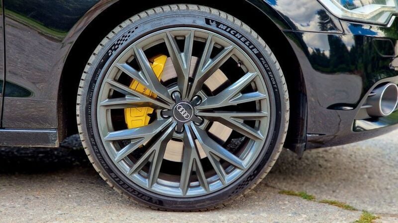 Gebraucht Audi A6 Ambiente 313 PS (230 kW) 2014 Schwarz Kombi