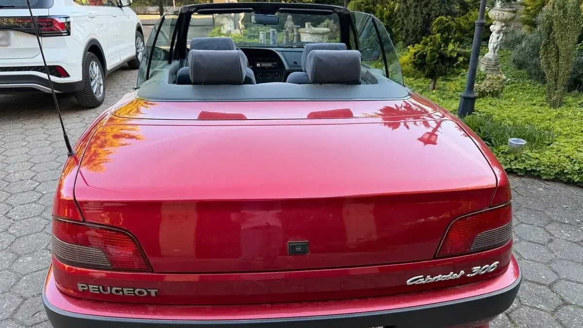Gebraucht Peugeot 306 Cabriolet Platinum 100 PS (73 kW) 1995 Rot Cabrio