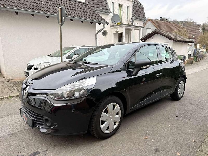 Gebraucht Renault Clio IV 73 PS (53 kW) 2016 Sternenschwarz Kleinwagen