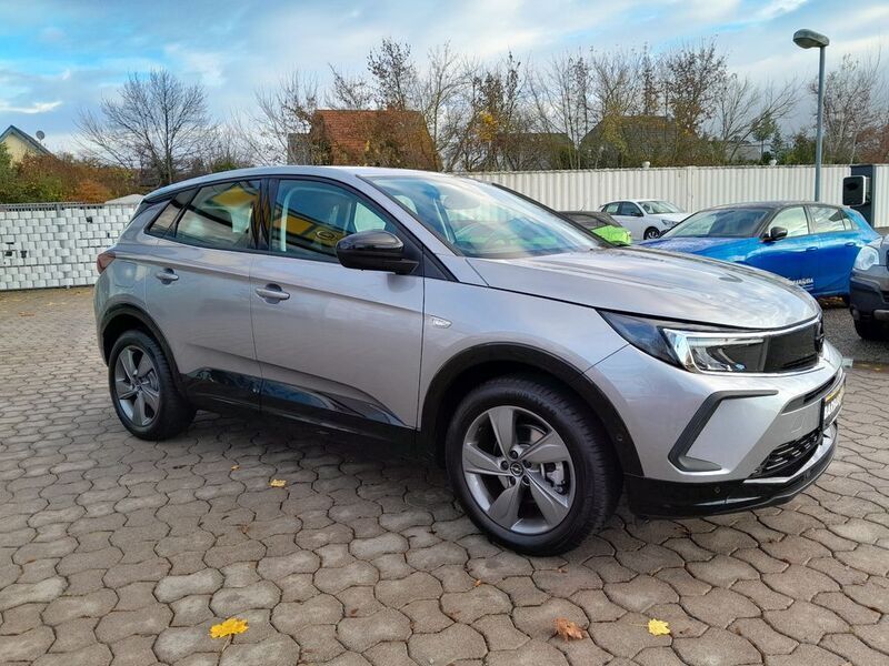Grau Gebraucht 2024 Opel Grandland X SUV | 23.400 € (Guter Preis) - Bild 1/4