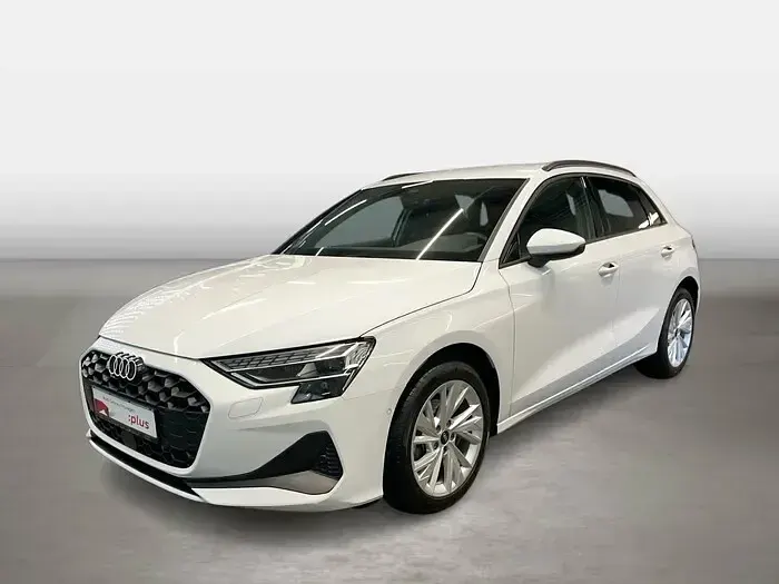 Gebraucht Audi A3 Sport 116 PS (85 kW) 2025 Limousine