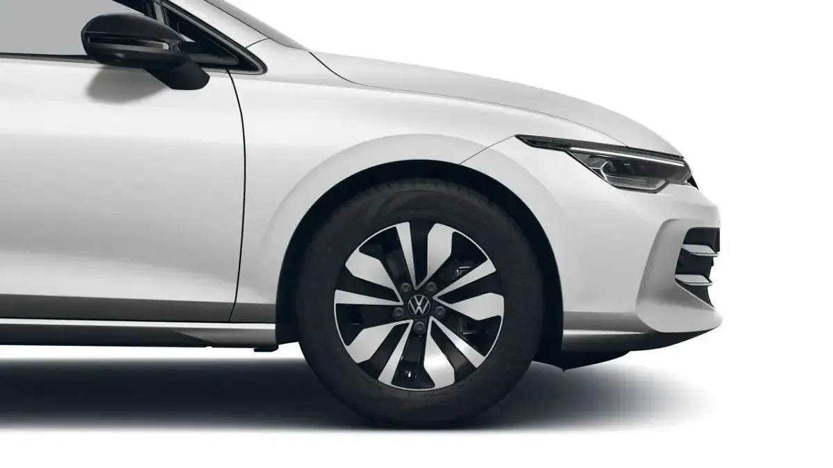 Gebraucht VW Golf VIII Goal 150 PS (110 kW) 2025 Weiß Kombi