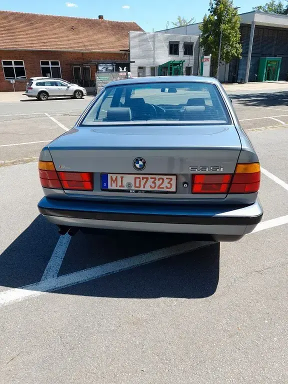 Gebraucht BMW 535 211 PS (155 kW) 1988 Blau Limousine