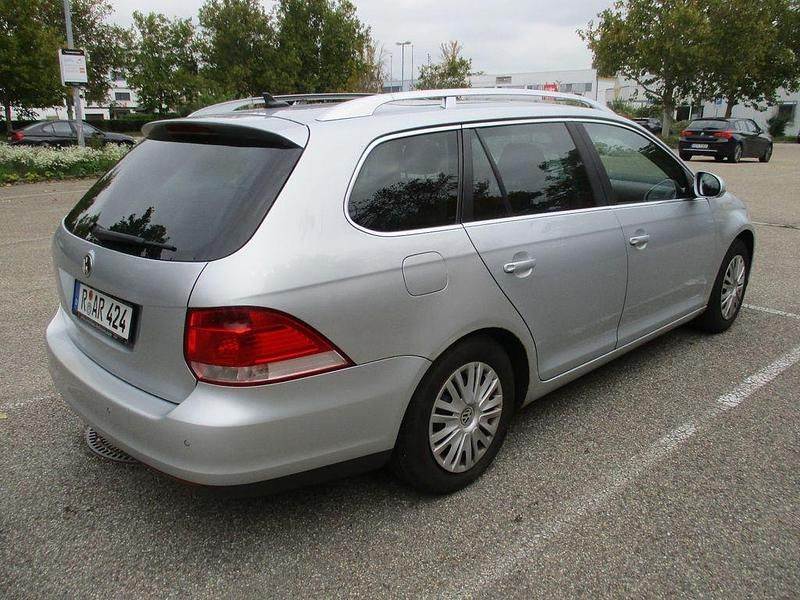 Gebraucht VW Golf VI 140 PS (102 kW) 2008 Silber Kleinwagen