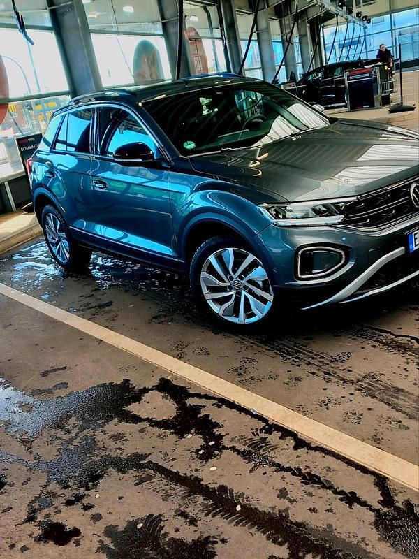 Grau Gebraucht 2025 VW T-Roc Goal SUV | 29.250 € (Fairer Preis) - Bild 1/4