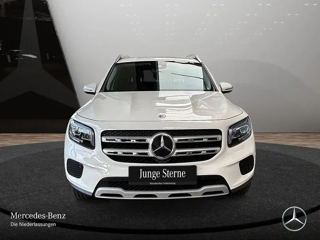 Gebraucht Mercedes GLB180 Style 116 PS (85 kW) 2023 Weiß SUV