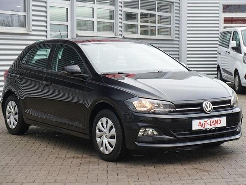 Gebraucht VW Polo Comfortline 80 PS (58 kW) 2020 Schwarz Kleinwagen