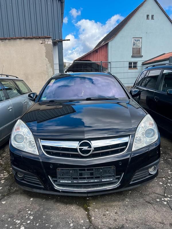 Gebraucht Opel Signum 197 PS (144 kW) 2007 Schwarz Kleinwagen