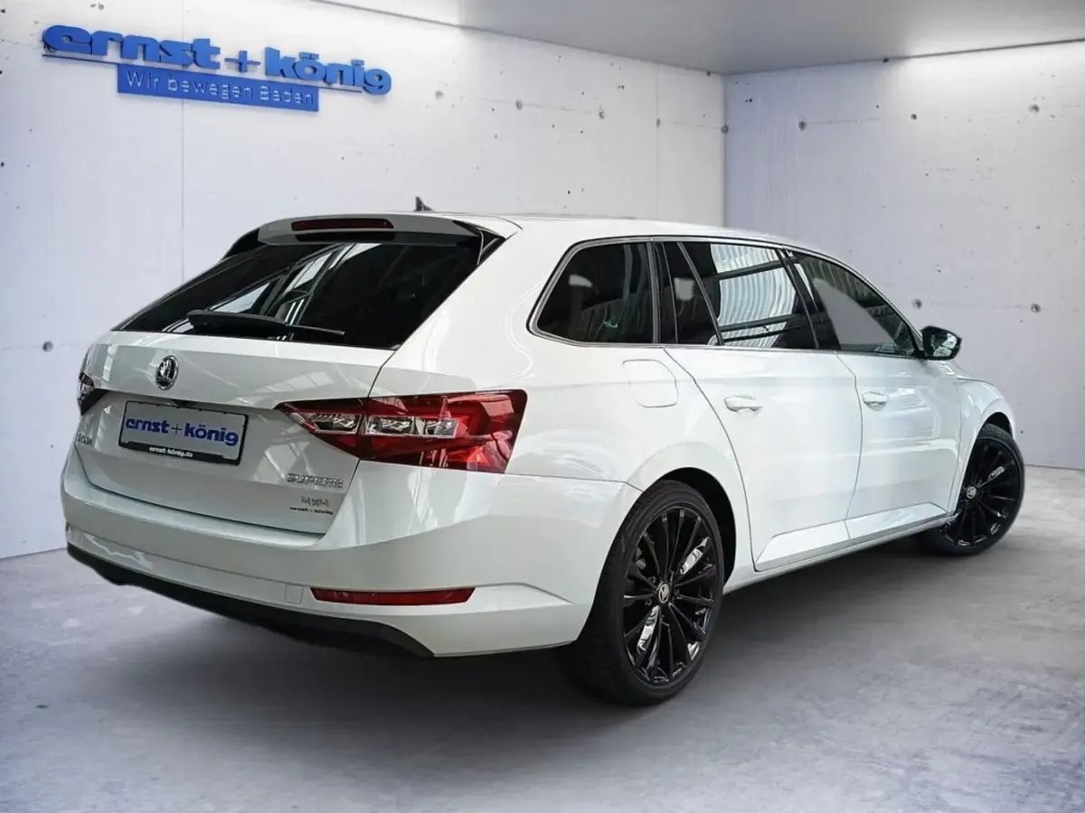 Gebraucht Skoda Superb LAURIN & KLEMENT 2018 Kombi