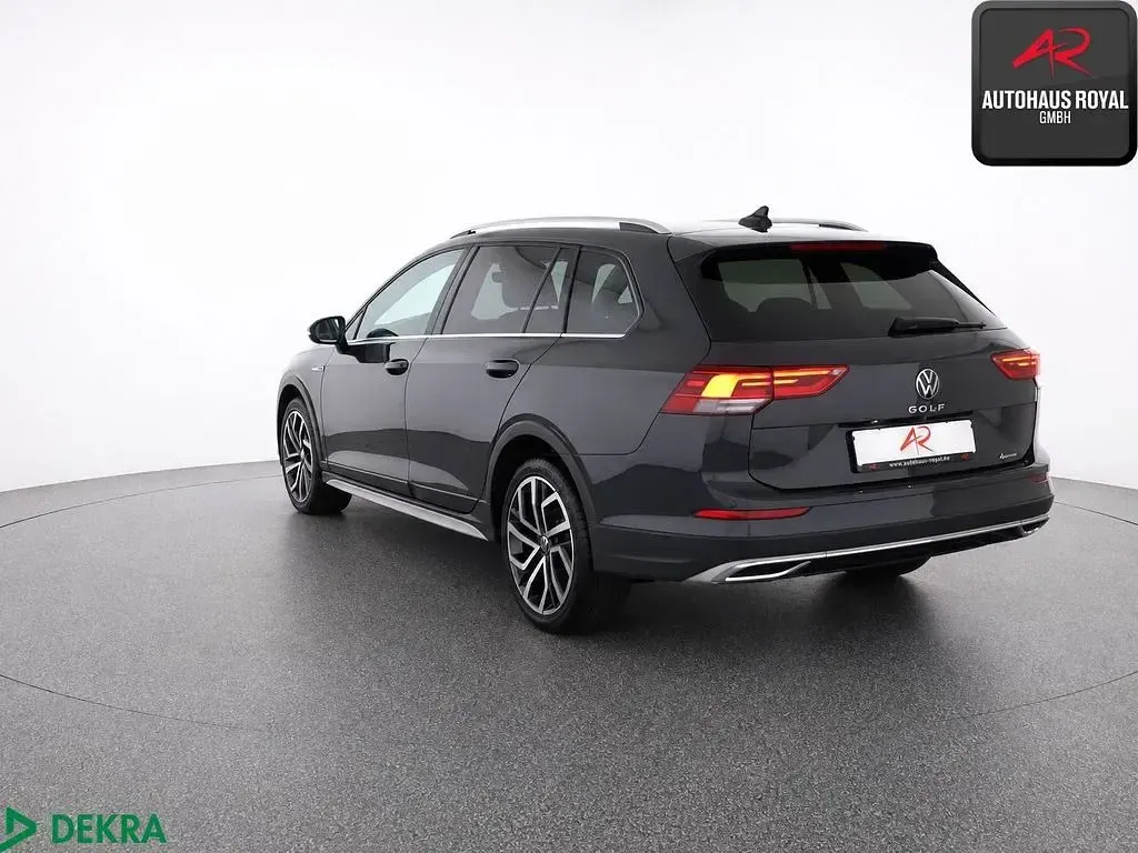 Gebraucht VW Golf VIII 200 PS (147 kW) 2024 Uranograu Kombi
