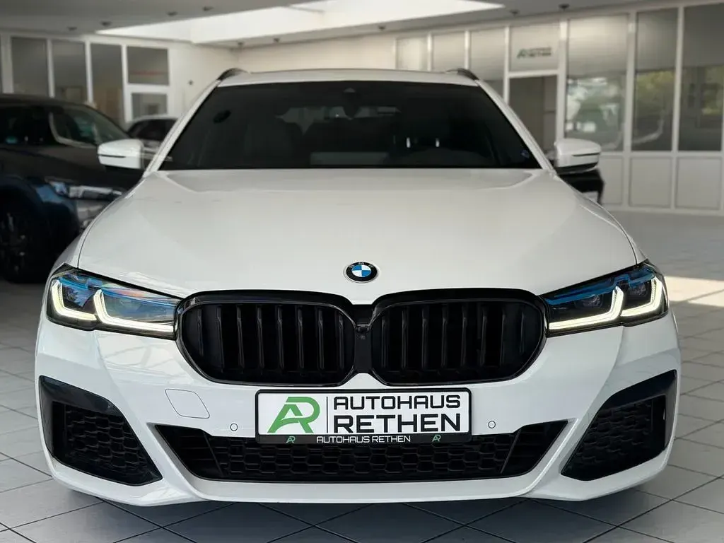 Gebraucht BMW 540 M Sport 333 PS (244 kW) 2020 Weiß Limousine