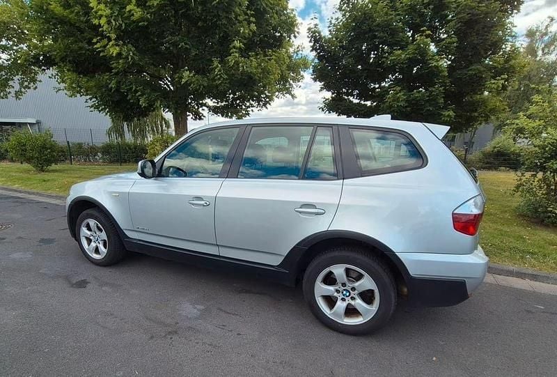 Gebraucht BMW X3 143 PS (105 kW) 2010 Silber SUV