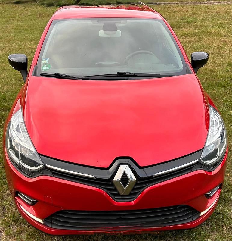 Rot Gebraucht 2017 Renault Clio IV Kleinwagen | 7.999 € (Fairer Preis) - Bild 1/4