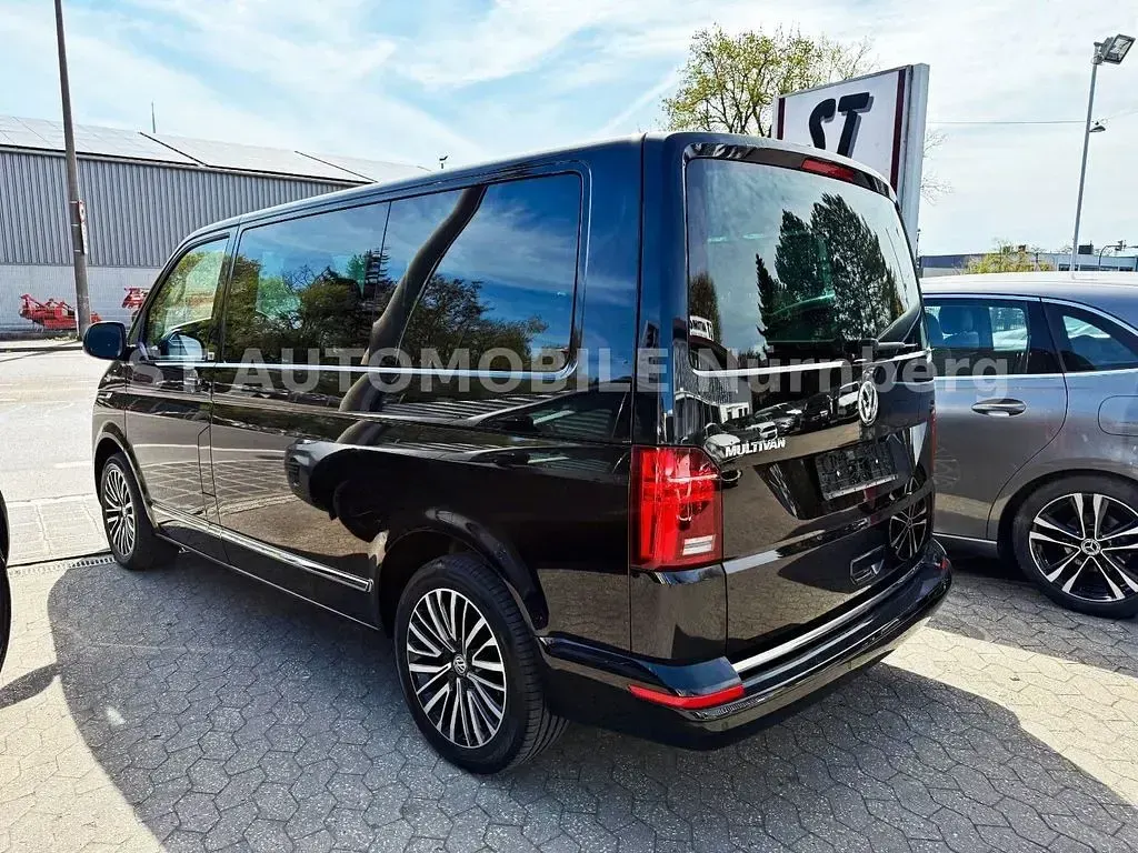 Gebraucht VW Multivan Generation Six 199 PS (146 kW) 2020 Deep black perleffekt Van / Kleinbus