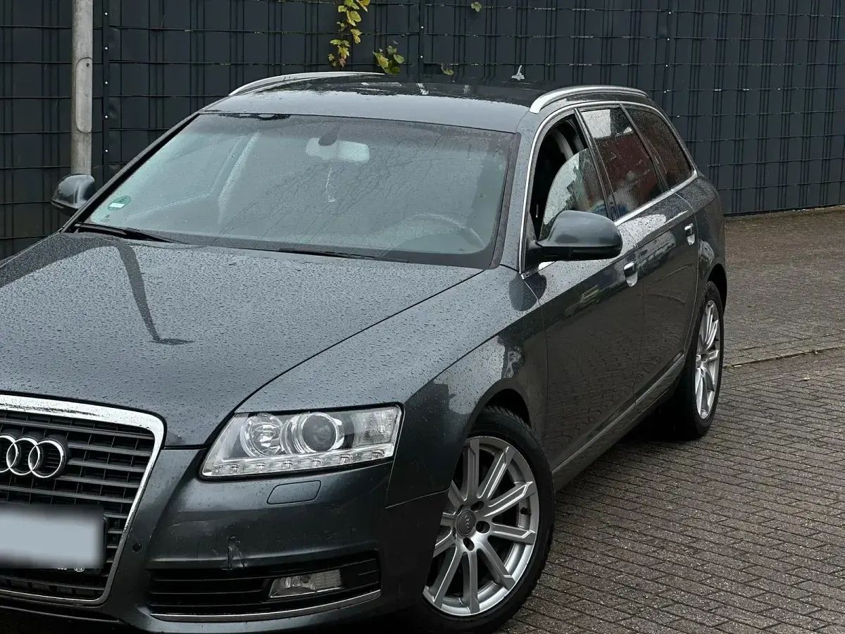 Gebraucht Audi A6 Comfort 190 PS (139 kW) 2010 Grau Kombi